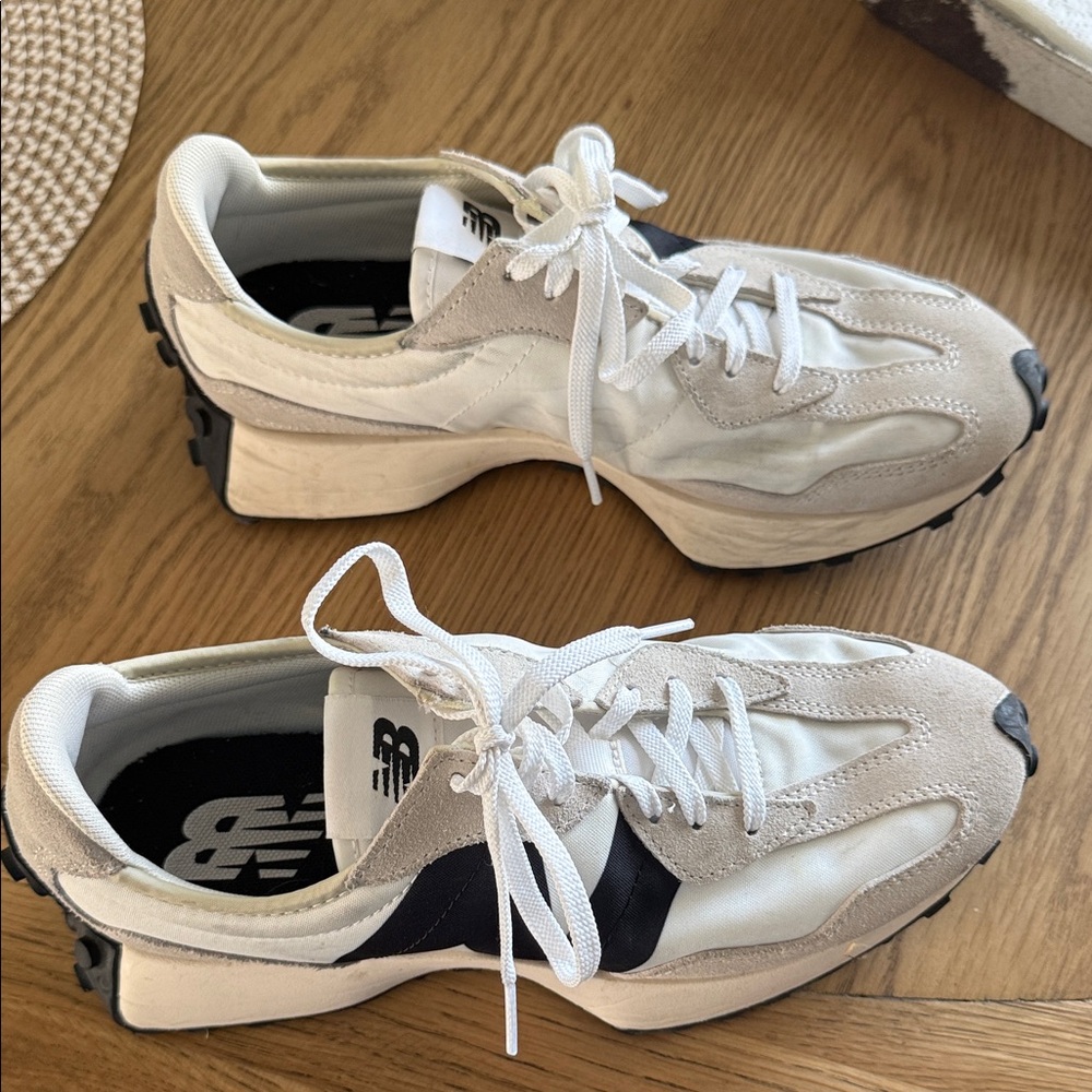 New Balance White and Black Casual Lace-Up Sneakers